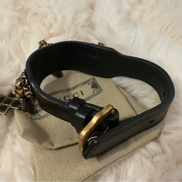 Gucci Lion Head Cross Bracelet - Picture 5 of 6